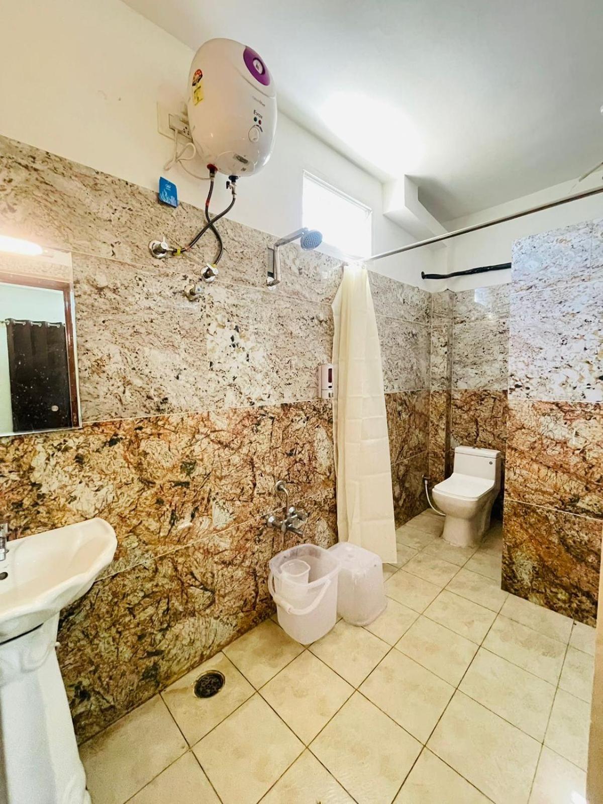 Hotel Boss Palace 迈索尔 外观 照片