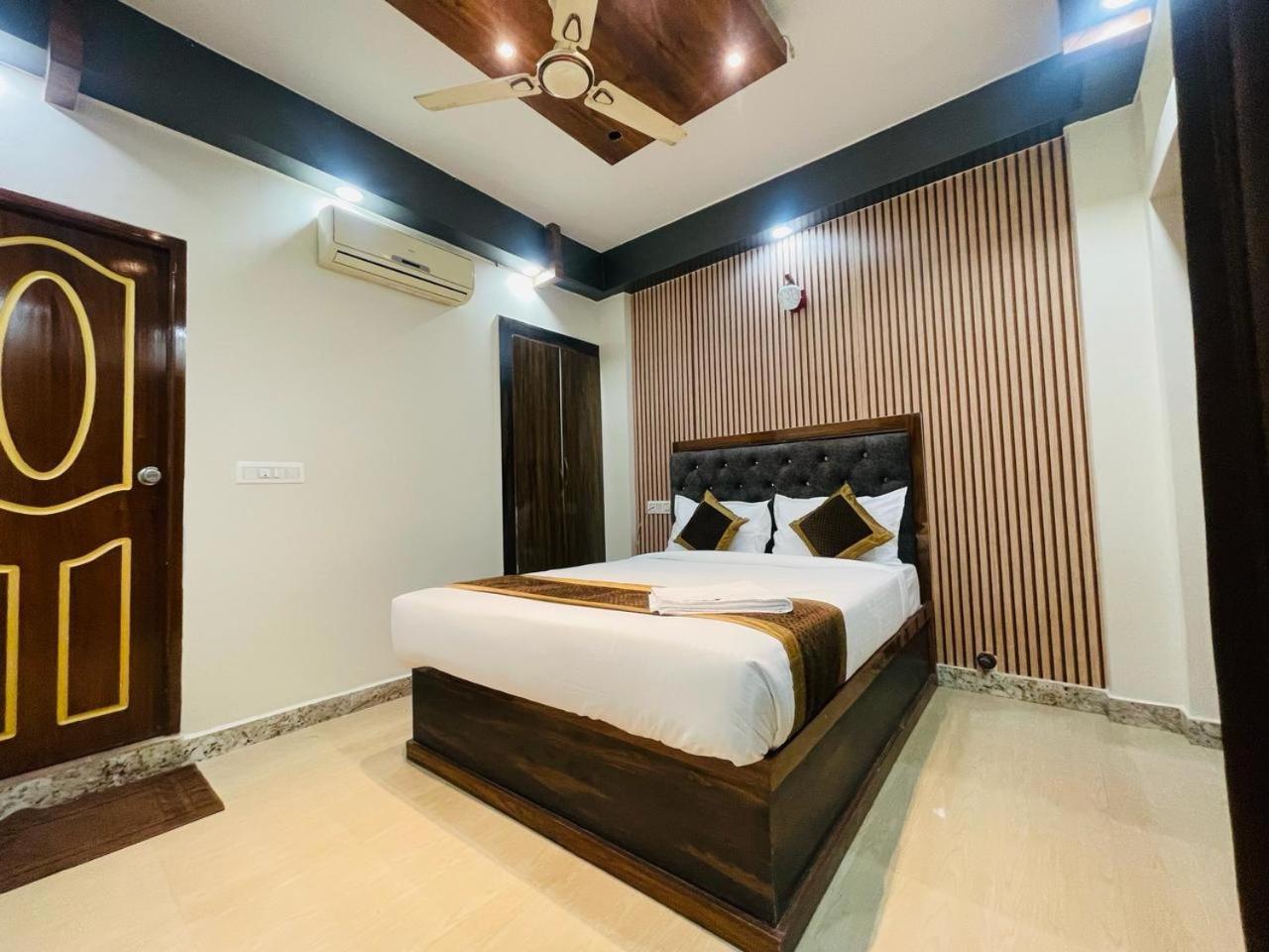 Hotel Boss Palace 迈索尔 外观 照片